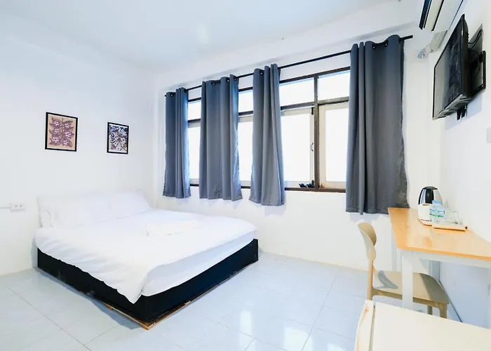Bob House Sukhumvit 42l1 Bts Ekkamai บ็อบ เฮ้าส์ รถไฟฟ้า เอกมัย Apartment Bangkok