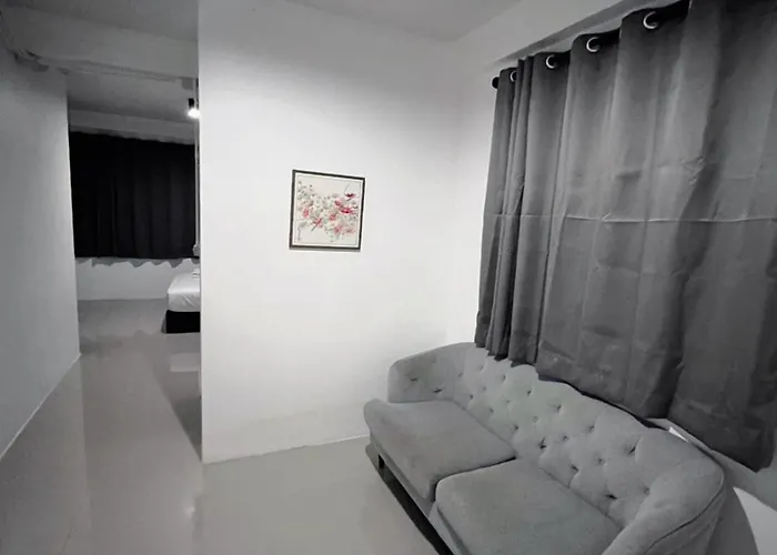 Apartment Bob House Sukhumvit 42l1 Bts Ekkamai บ็อบ เฮ้าส์ รถไฟฟ้า เอกมัย *