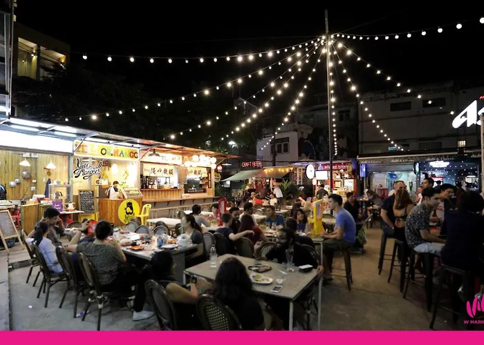 Bob House Sukhumvit 42l1 Bts Ekkamai บ็อบ เฮ้าส์ รถไฟฟ้า เอกมัย Apartment