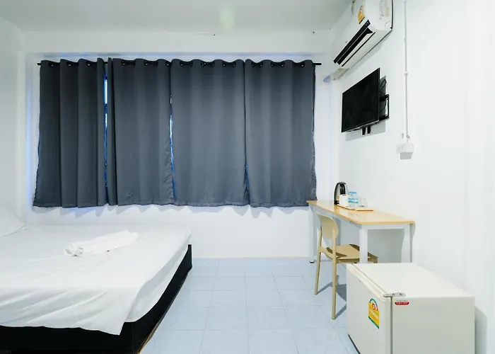 Bob House Sukhumvit 42l1 Bts Ekkamai บ็อบ เฮ้าส์ รถไฟฟ้า เอกมัย Apartment Bangkok